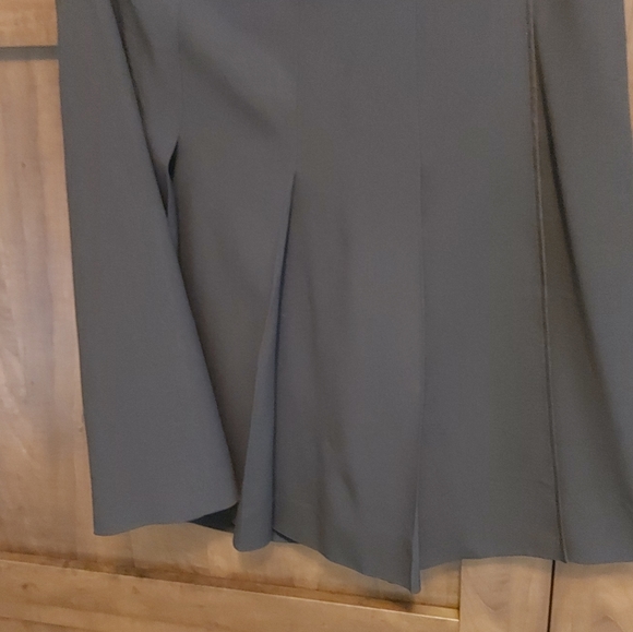 Blk pleated skirt, - Picture 3 of 8